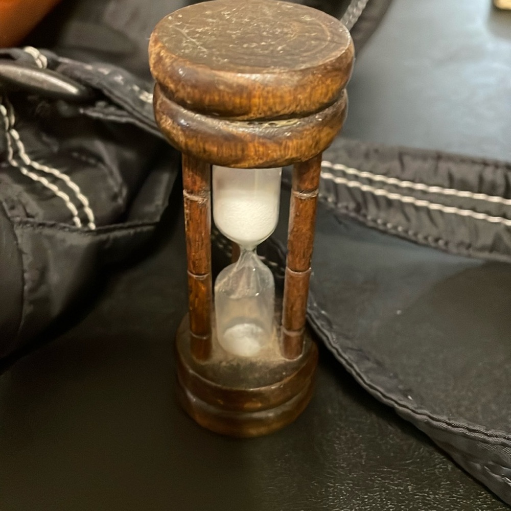Vintage 60s hour glass timer stand